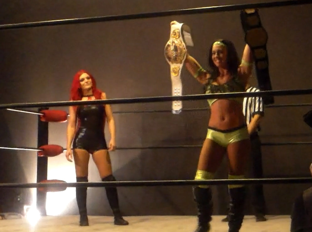 Santana Garrett vs. Saraya Knight