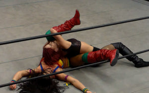 Santana Garrett vs. Nikki